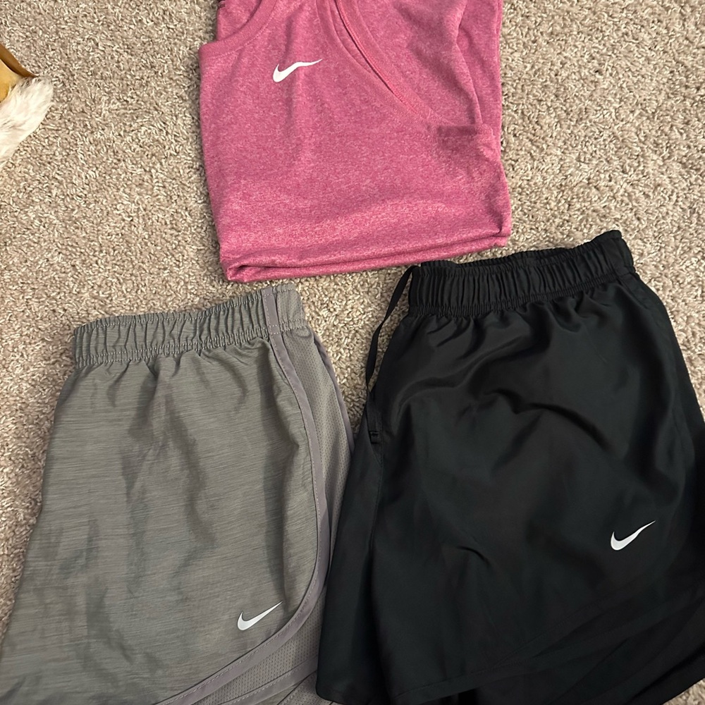 Nike Lot